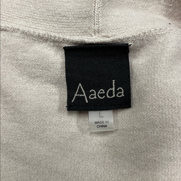 AAEDA Cottage Multi Color Crochet Flower Applique Open Front Lt Beige Cardigan L - Picture 3 of 16